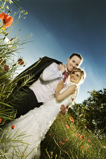 nevesta, svadba, portret, svadobna fotografia, svadobny fotograf, zenich, svadobny den, svadobna kytica, luka, kvety, romantika